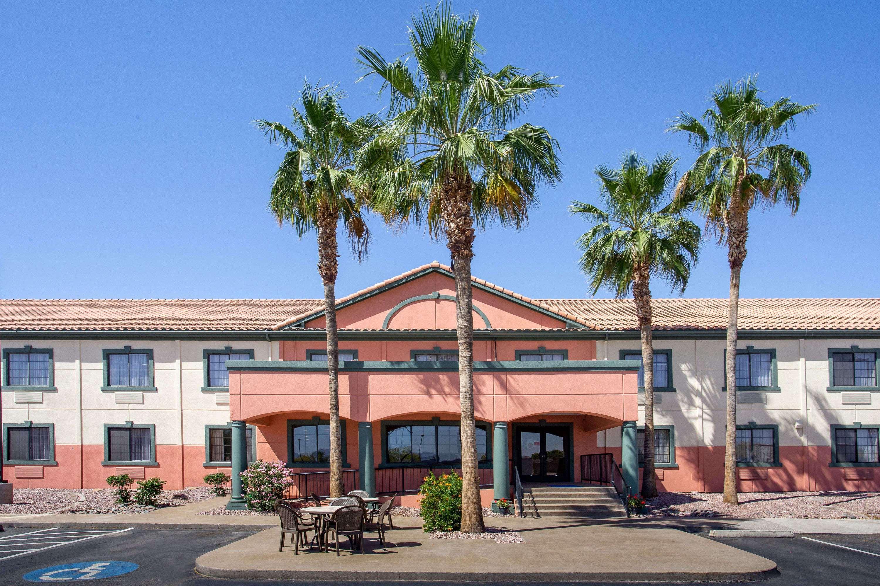 Baymont By Wyndham Phoenix I-10 Near 51St Ave Zewnętrze zdjęcie