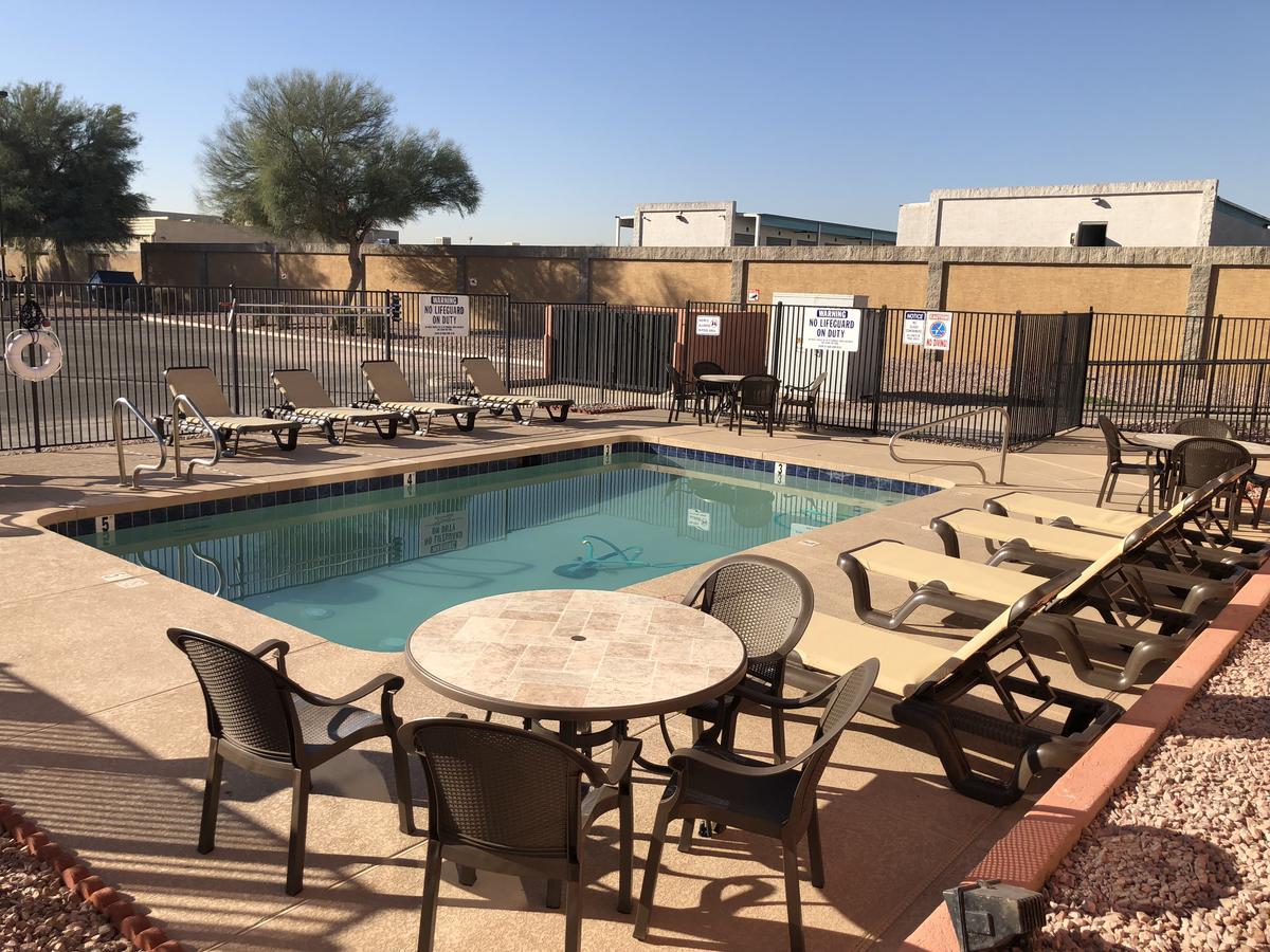Baymont By Wyndham Phoenix I-10 Near 51St Ave Zewnętrze zdjęcie