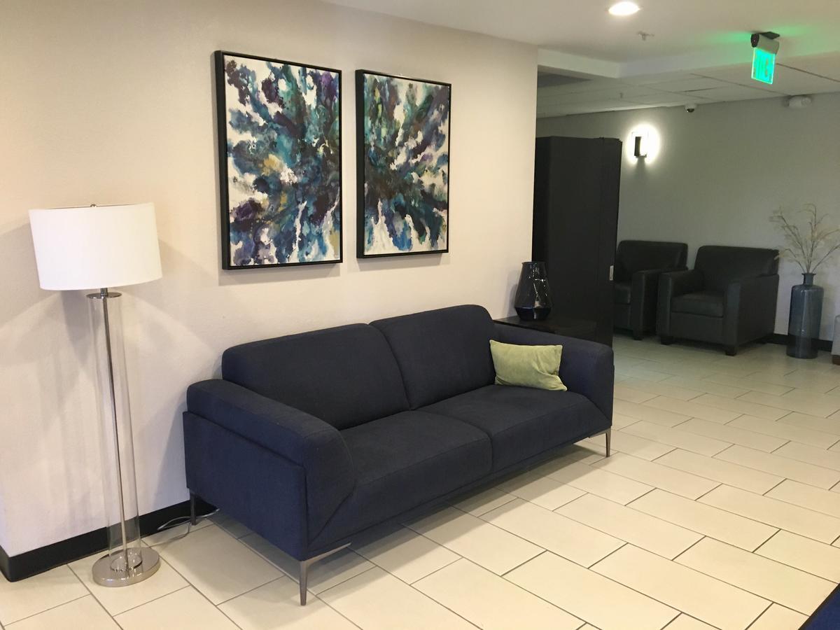 Baymont By Wyndham Phoenix I-10 Near 51St Ave Zewnętrze zdjęcie